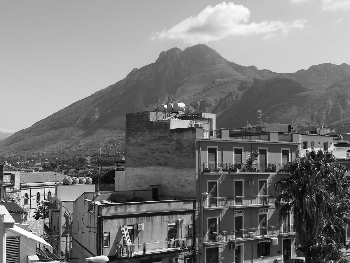 A Casa Di Zara Vila Termini Imerese Exterior foto